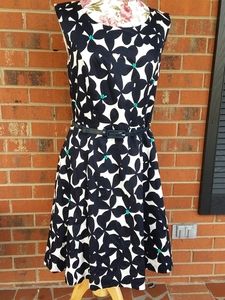 Ann Taylor Loft black & white flower print dress